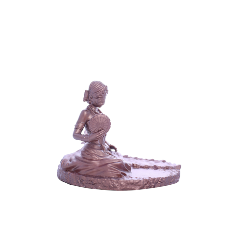 Terreiro Chão de Oya hand-crafted resin statue of Oxum Orixá in a bronze finish, shown from a side profile view.
