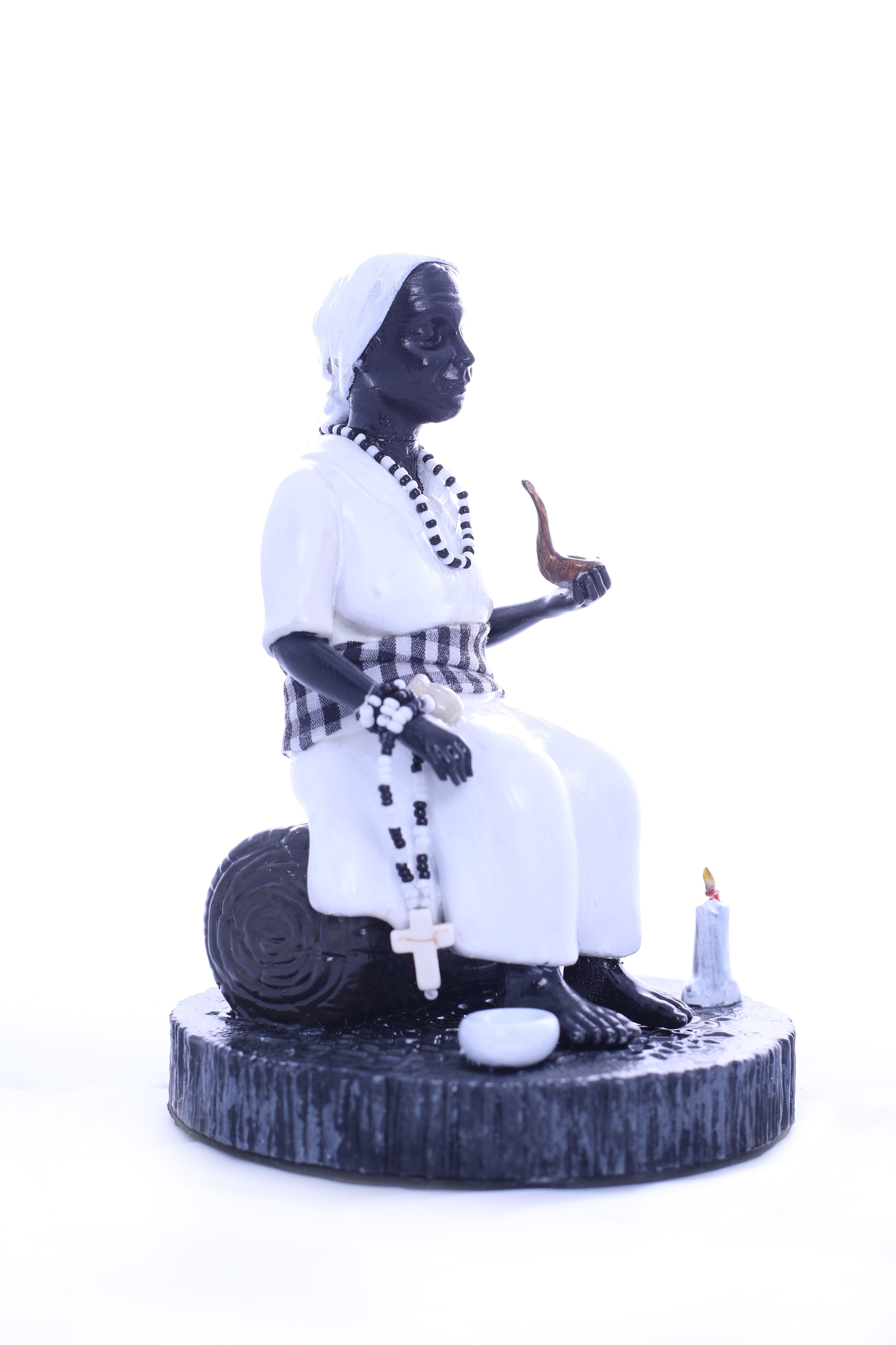 Estatua - Preta Velha Sentada 001